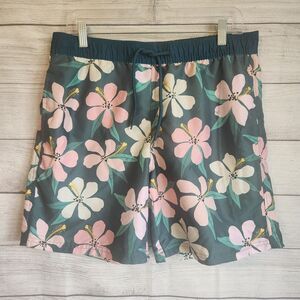 Mad Engine Medium green floral lined mens board shorts
